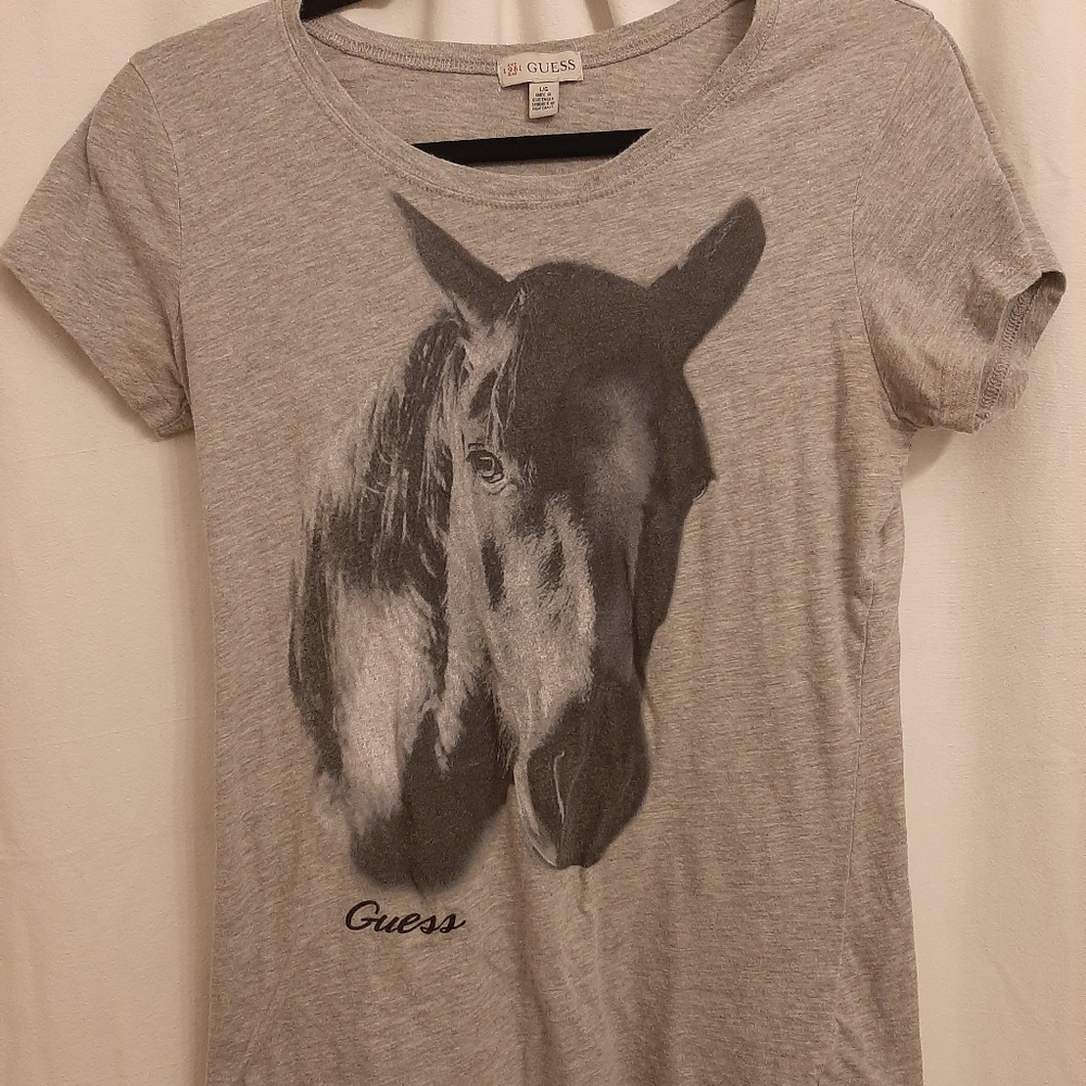 Guess Tshirt